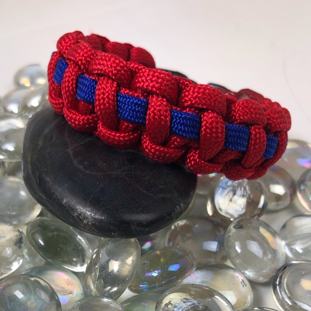 Blue Fin 550 Paracord Bracelet w Tactical Buckle